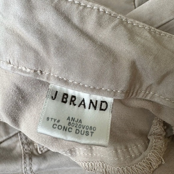 J BRAND Anja Cuffed Pants Crop Slim Fit in Concrete Dust - Picture 7 of 12